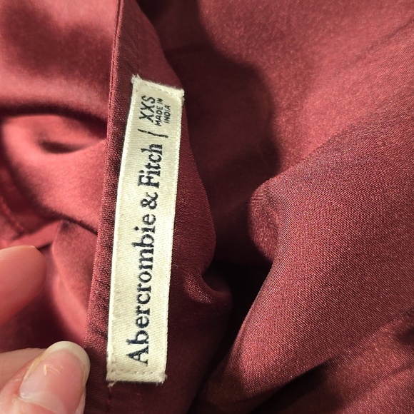 Abercrombie & Fitch silk blouse - Picture 5 of 5